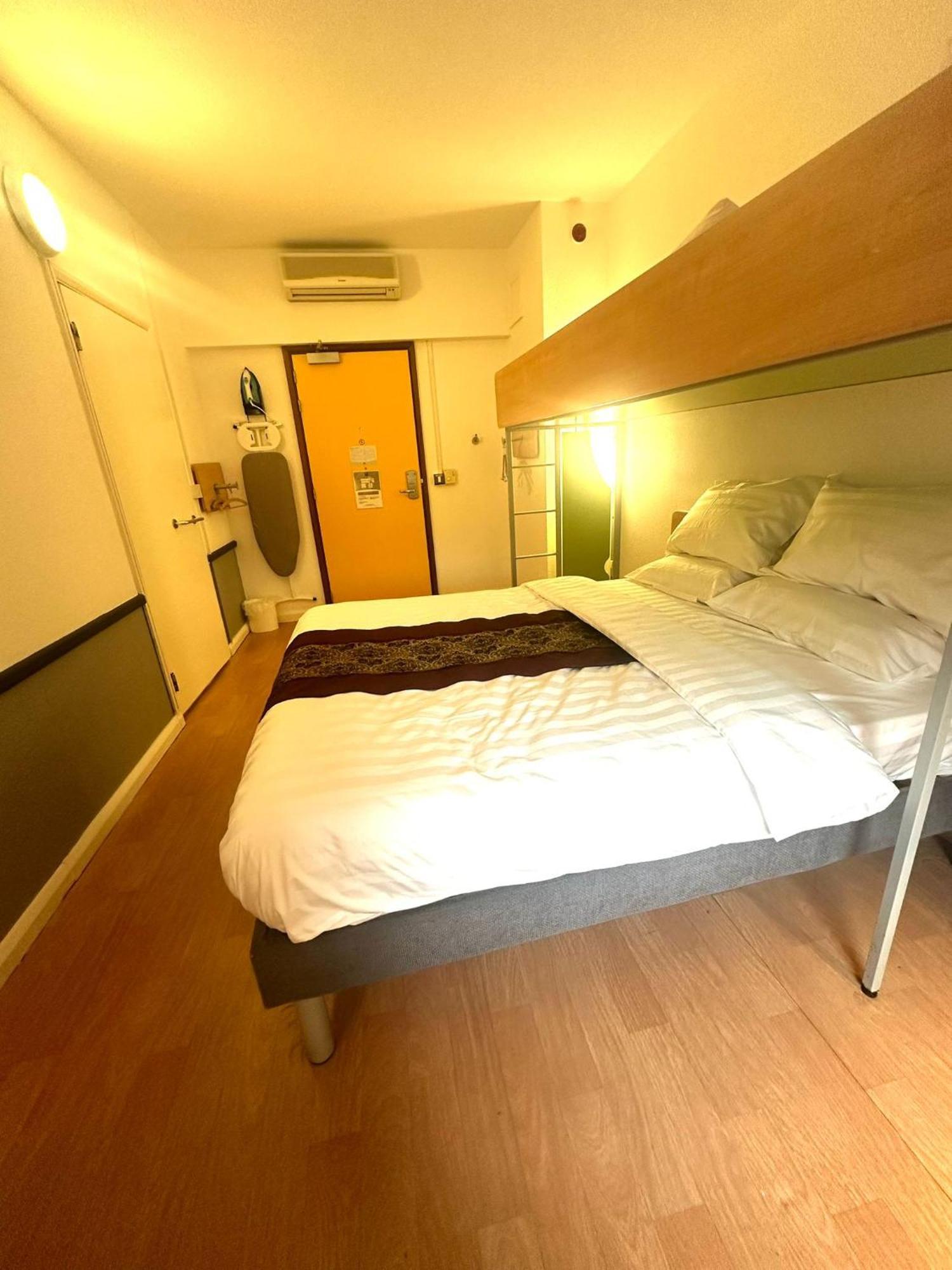 Cambridge Hotel Bradford Central Bagian luar foto